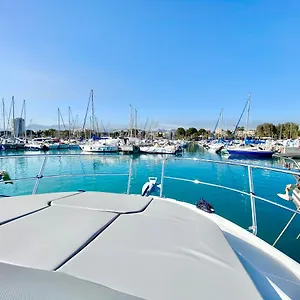  Bateau-hôtel Bateau Njoy France