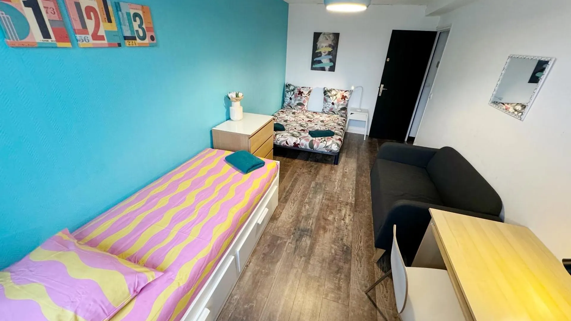 Appartement CHIC&COSY GRAND APPART BUSINESS Centre NETFLIX Saint-Etienne  France