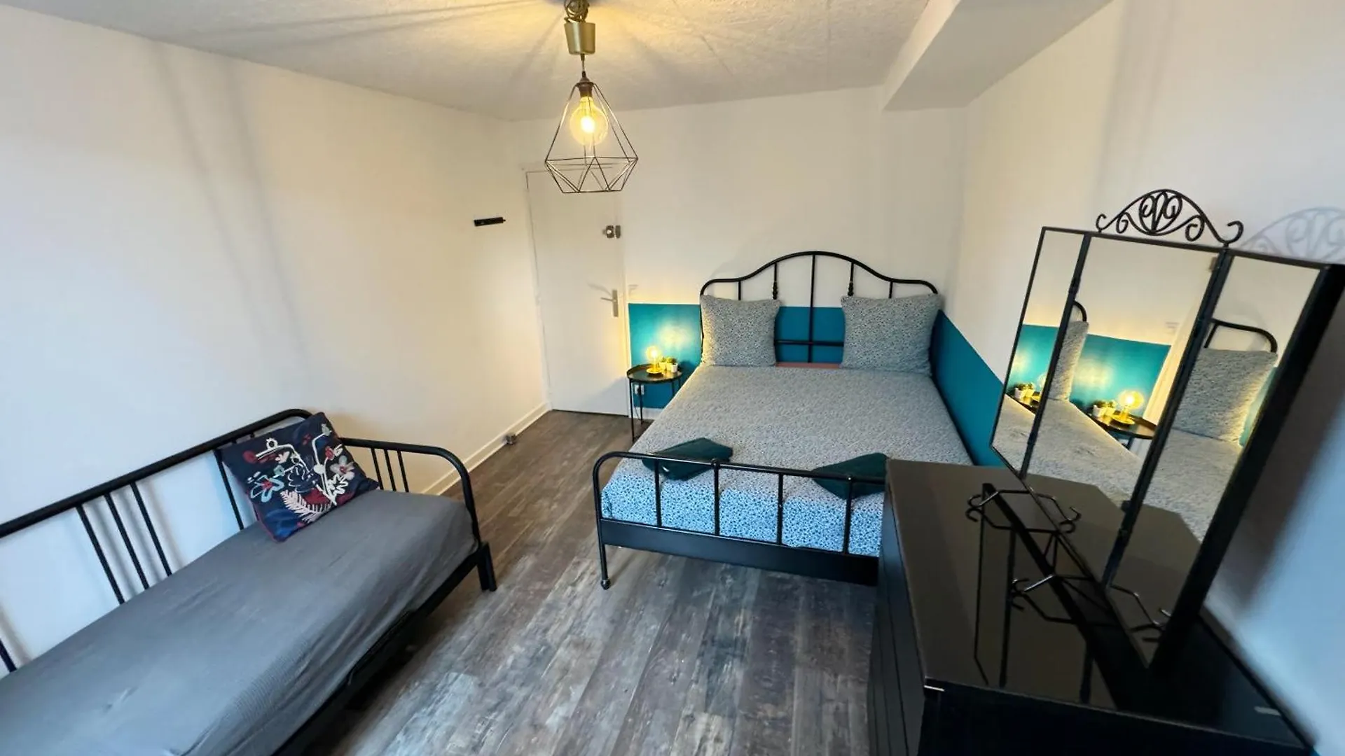 CHIC&COSY GRAND APPART BUSINESS Centre NETFLIX Saint-Etienne  Saint-Etienne (Loire)